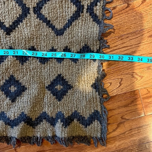 Wilfred Diamond  Mosaic wool Blanket Scarf - Picture 9 of 12